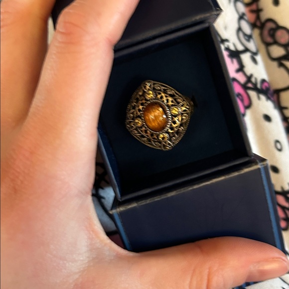 Assorted Silver Rings Collection - Picture 5 of 11